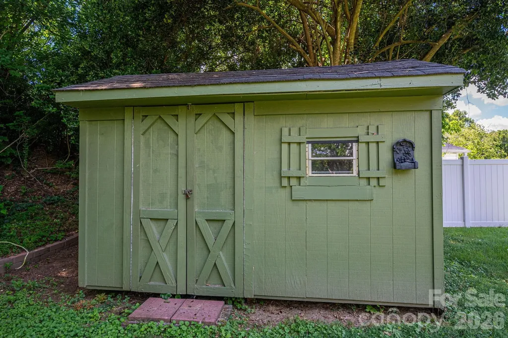 13 Spruce Pine Drive Belmont NC 28012