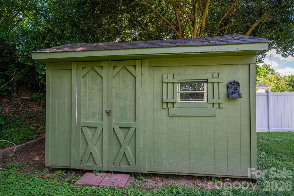 13 Spruce Pine Drive Belmont NC 28012