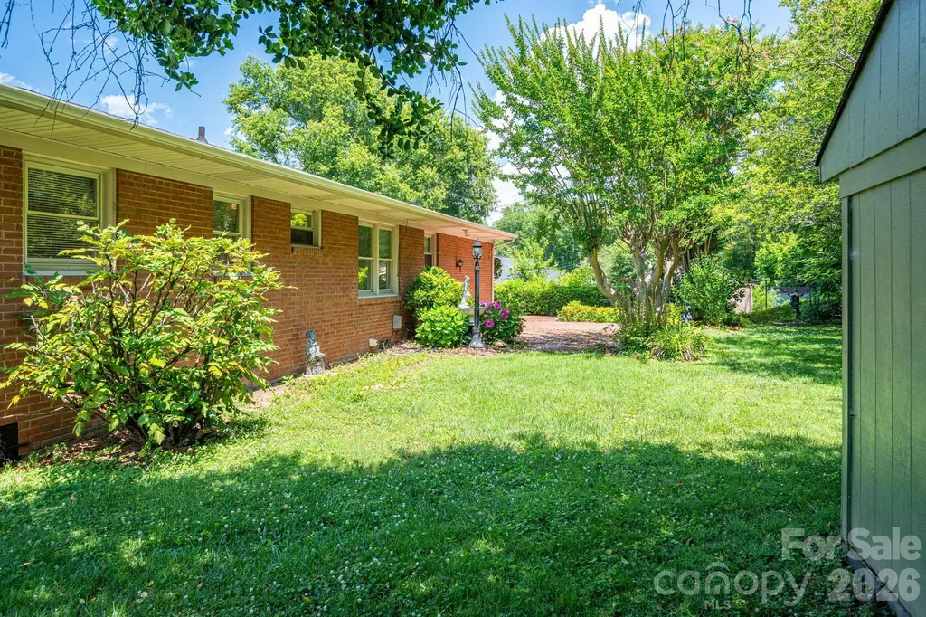 13 Spruce Pine Drive Belmont NC 28012