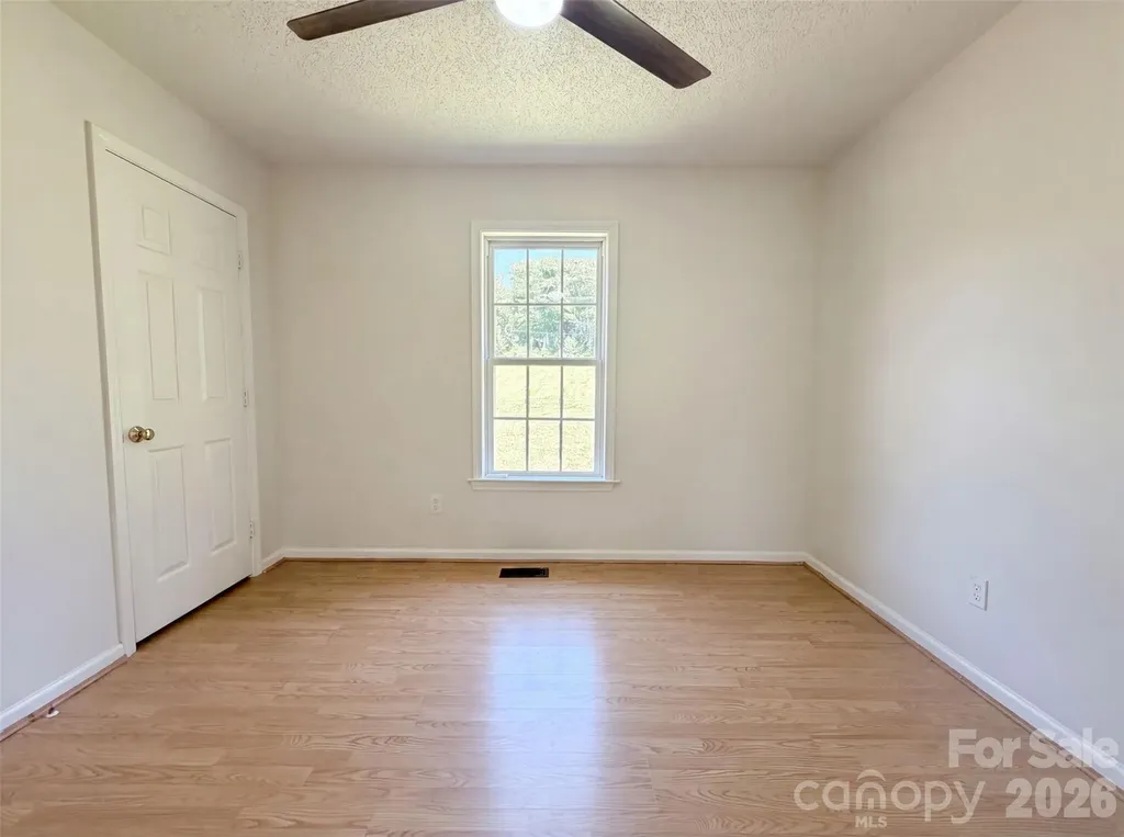 1011 Meagan Court Bessemer City NC 28016
