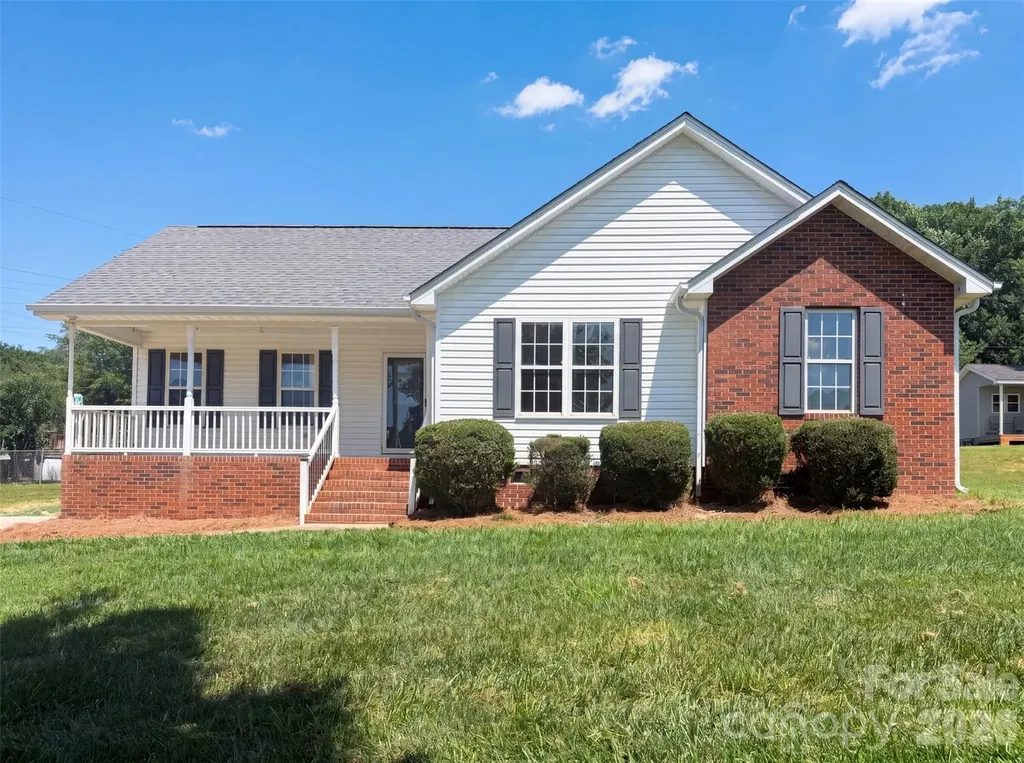 1011 Meagan Court Bessemer City NC 28016