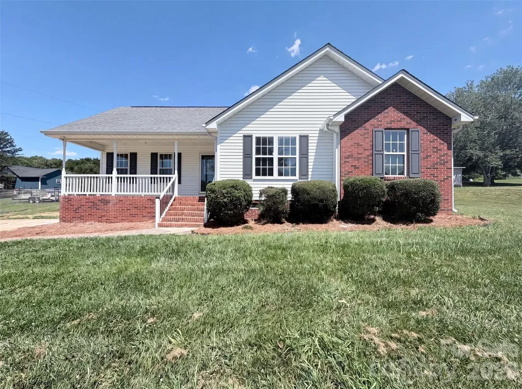 1011 Meagan Court Bessemer City NC 28016