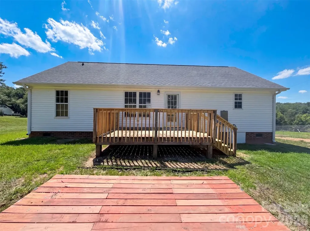 1011 Meagan Court Bessemer City NC 28016