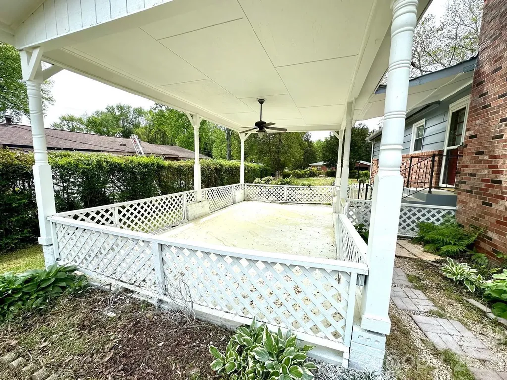 1003 Robinhood Lane Kannapolis NC 28081