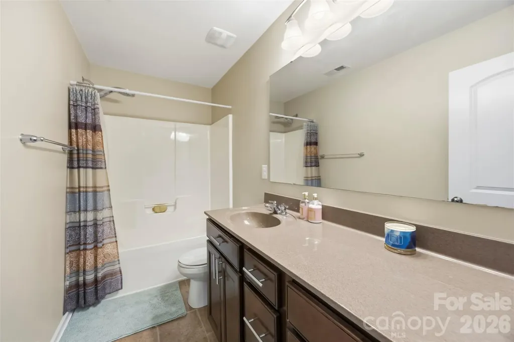 11206 Pond Valley Court Charlotte NC 28269