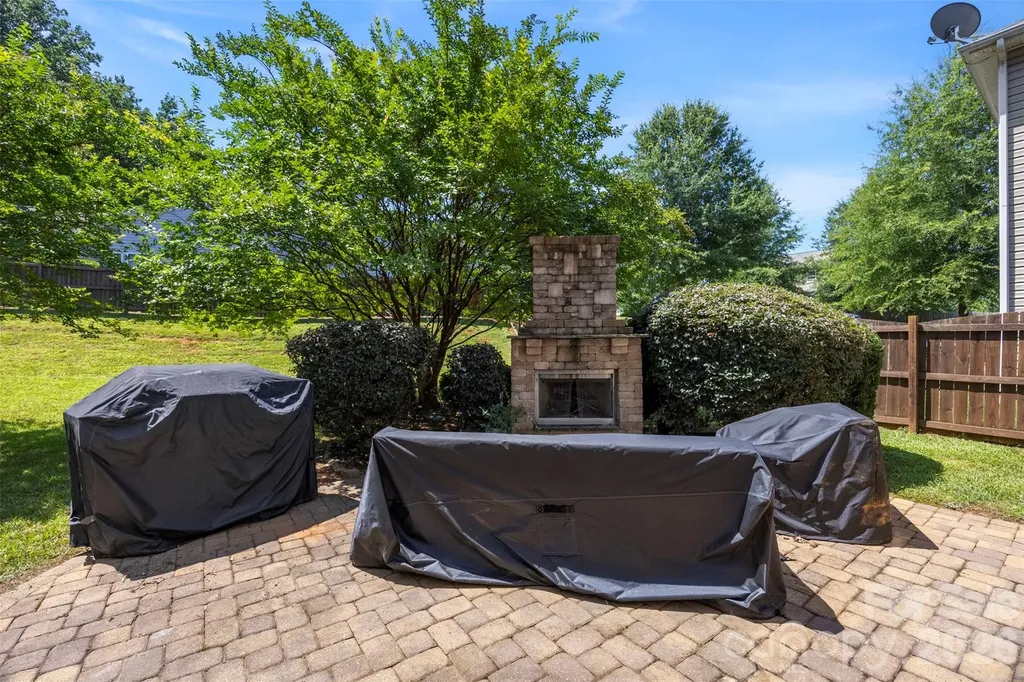 11206 Pond Valley Court Charlotte NC 28269