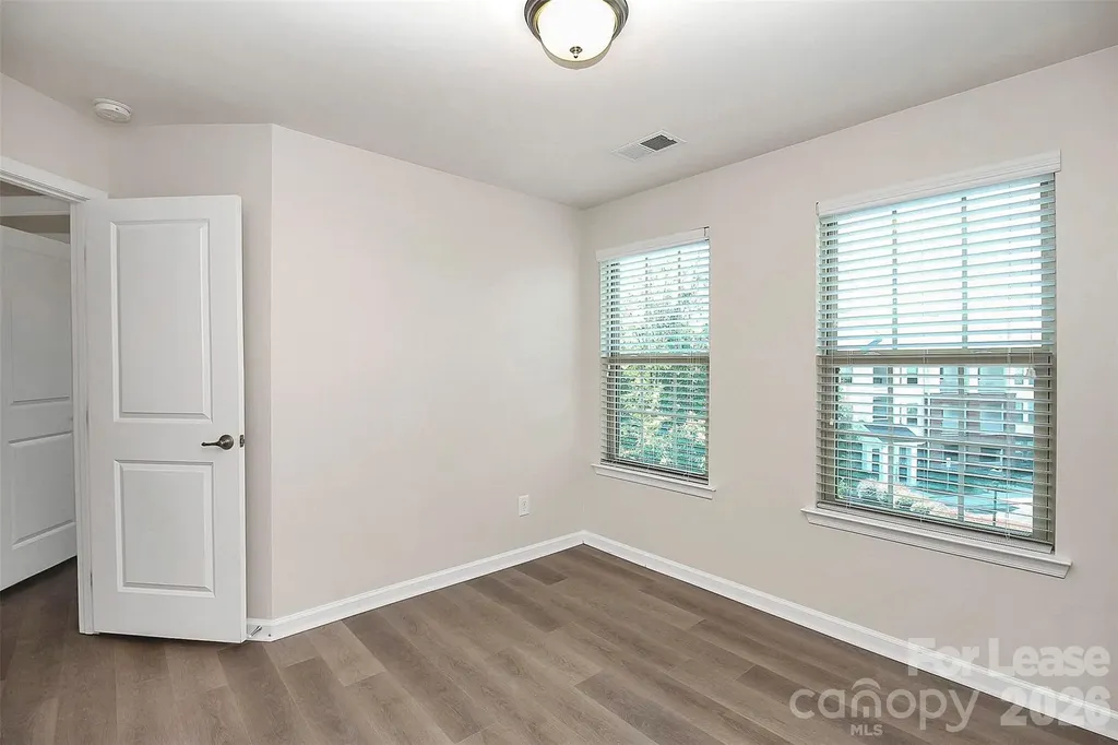 2128 Arbor Loop Drive Charlotte NC 28217
