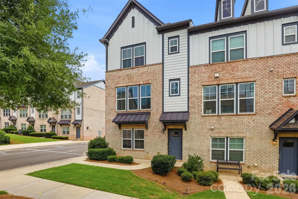 604 Tudor Park Way Charlotte NC 28211