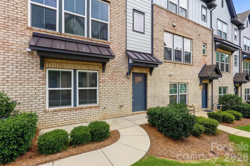 604 Tudor Park Way Charlotte NC 28211