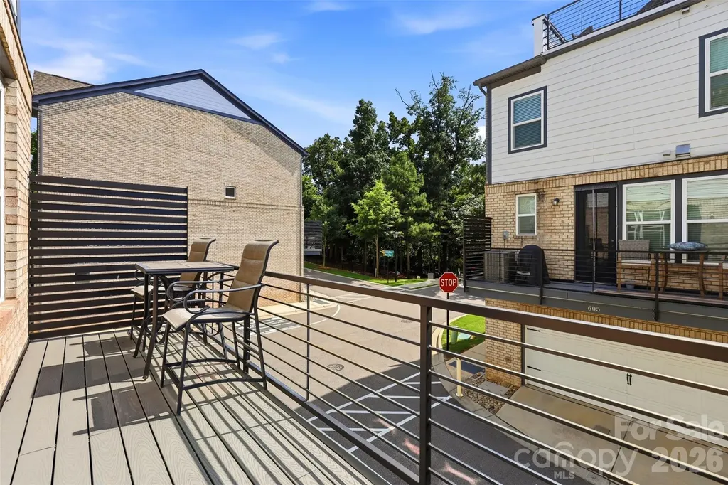 604 Tudor Park Way Charlotte NC 28211