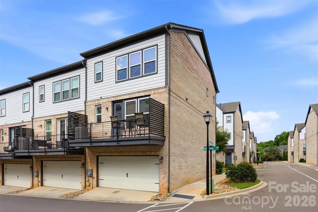 604 Tudor Park Way Charlotte NC 28211