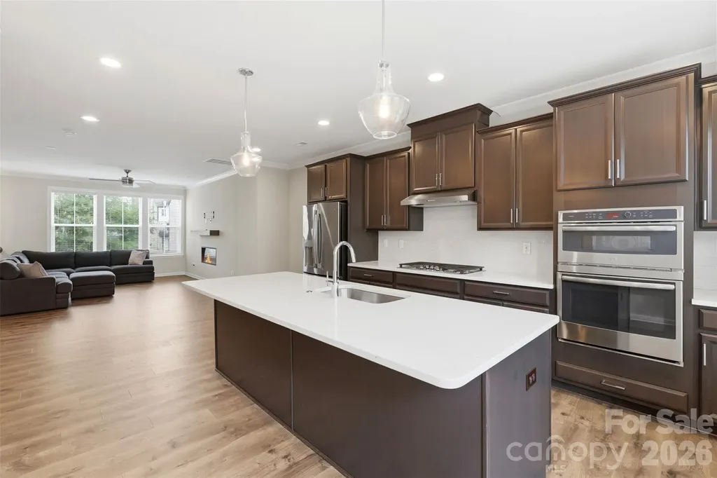 604 Tudor Park Way Charlotte NC 28211