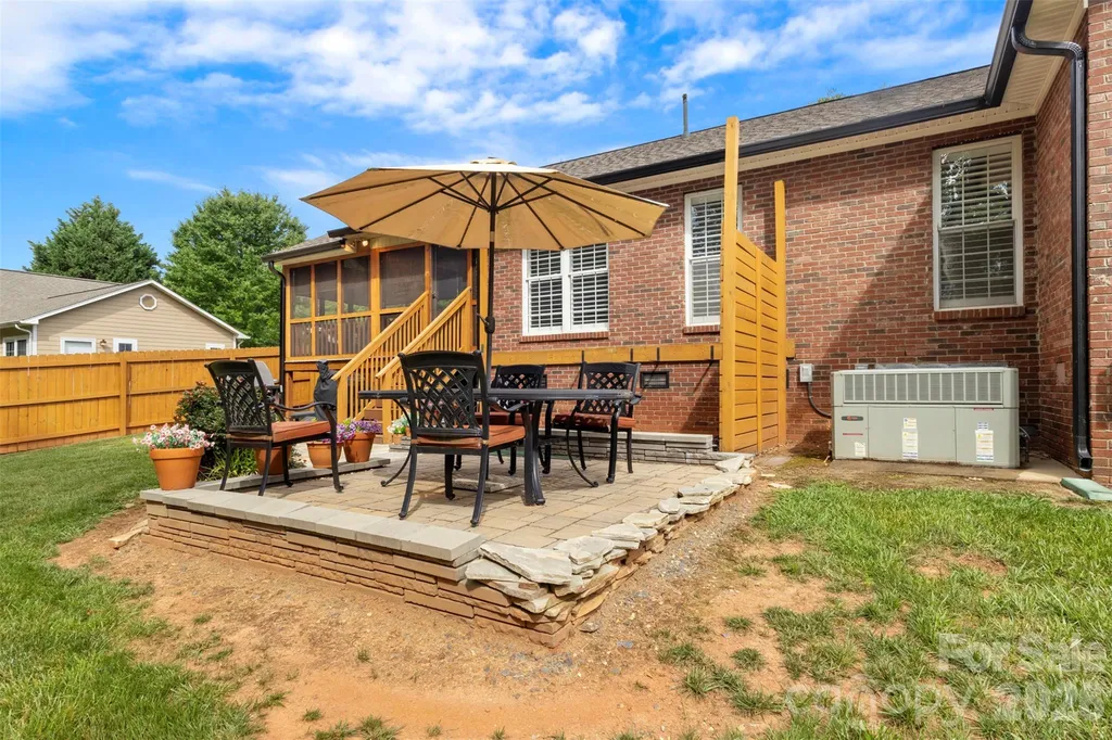 7760 Wallace Lane Denver NC 28037