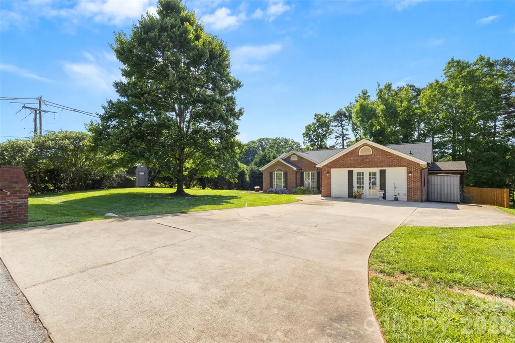 7760 Wallace Lane Denver NC 28037