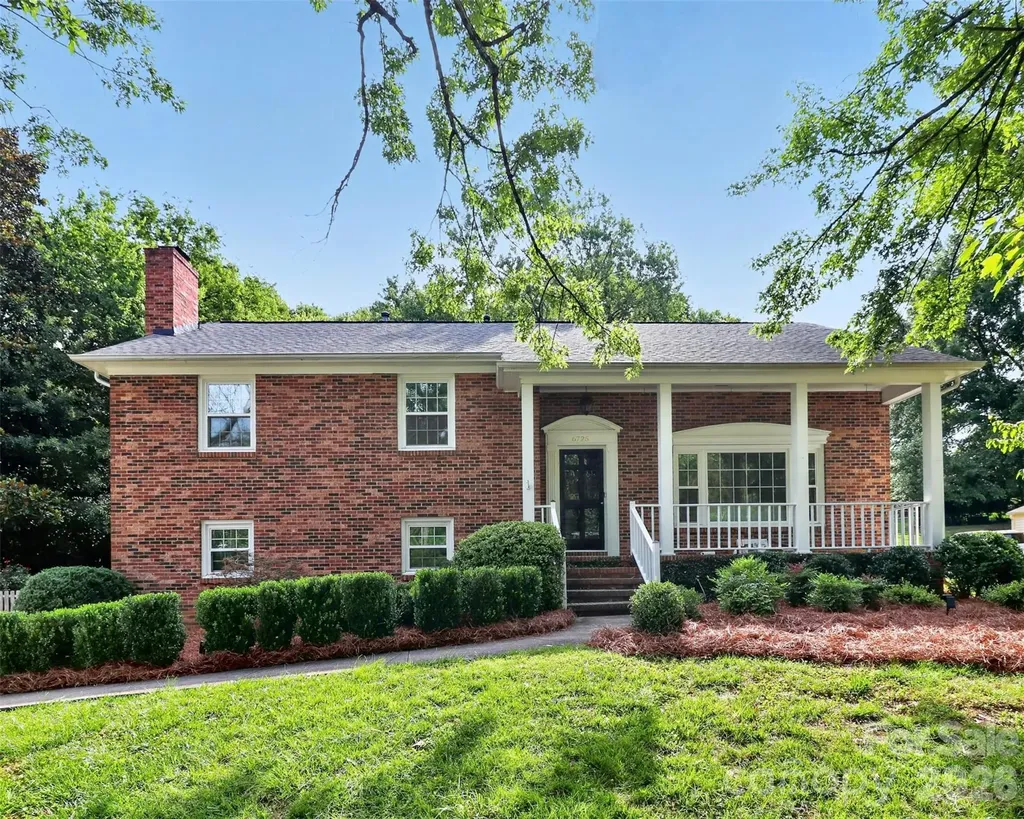 6725 Windyrush Road Charlotte NC 28226