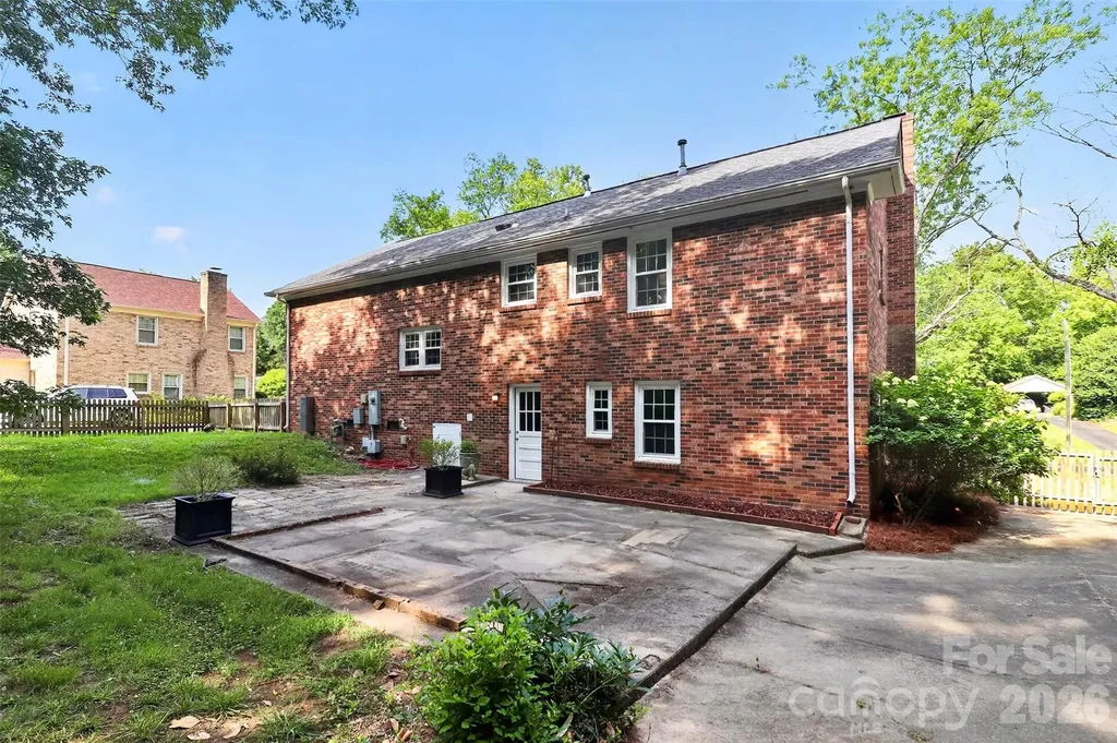 6725 Windyrush Road Charlotte NC 28226