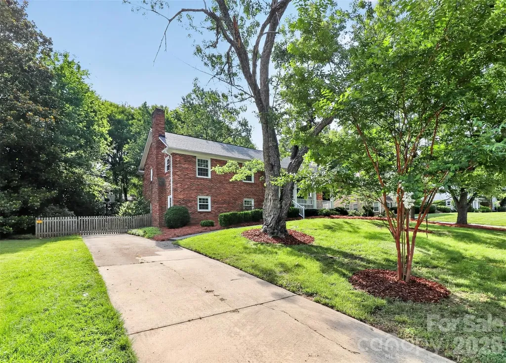 6725 Windyrush Road Charlotte NC 28226