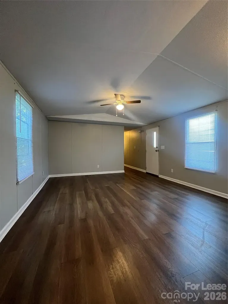 504 Oak Run Court Bessemer City NC 28016