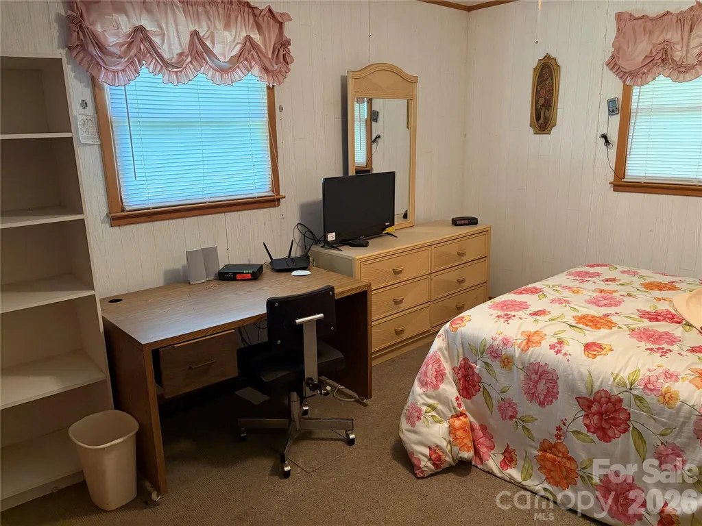 42 Country Meadows Road Burnsville NC 28714