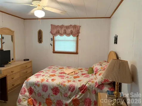 42 Country Meadows Road Burnsville NC 28714