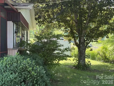 42 Country Meadows Road Burnsville NC 28714