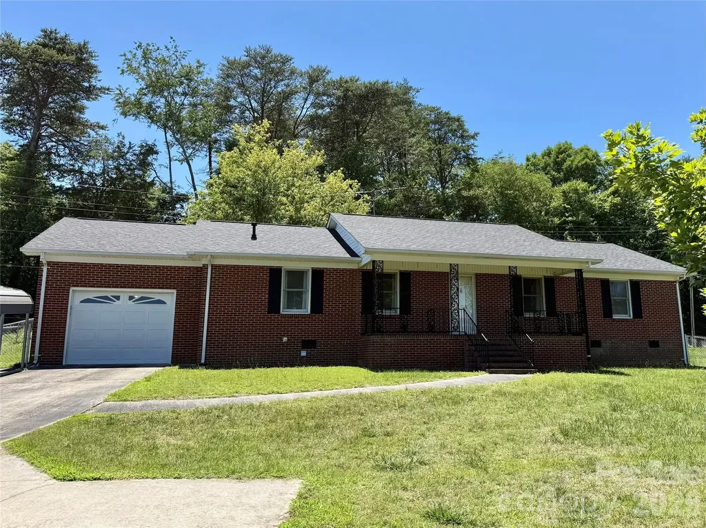 1106 Laurel Woods Drive Gastonia NC 28052
