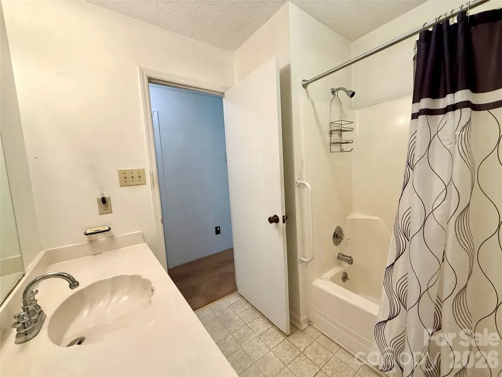1106 Laurel Woods Drive Gastonia NC 28052
