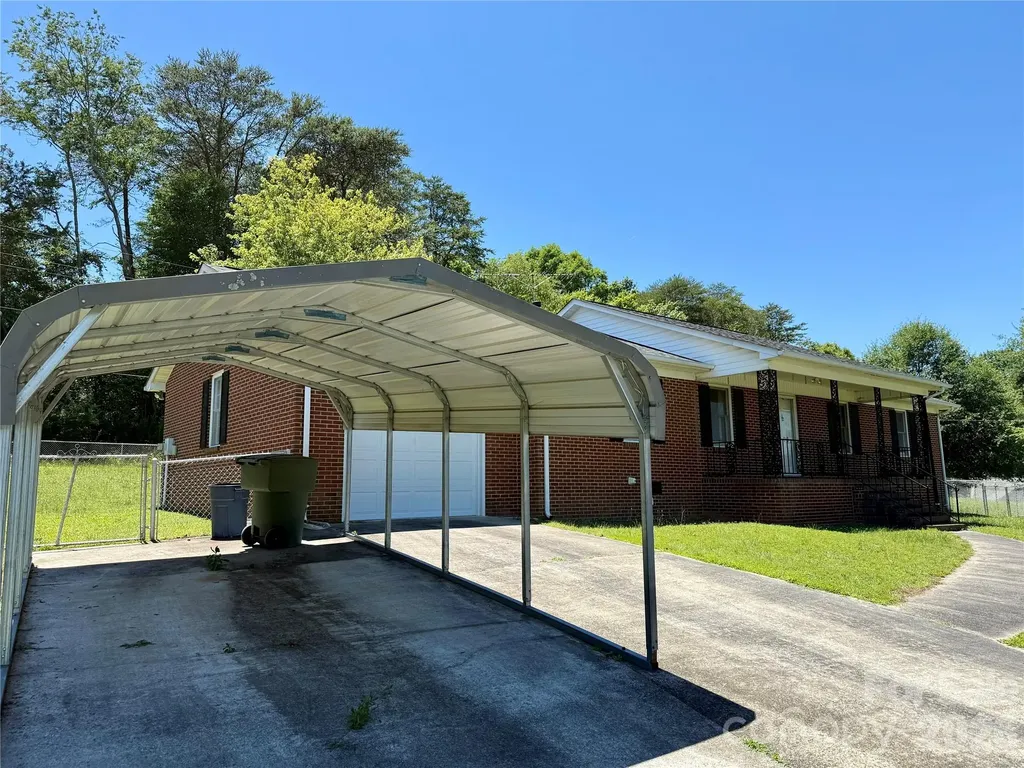 1106 Laurel Woods Drive Gastonia NC 28052