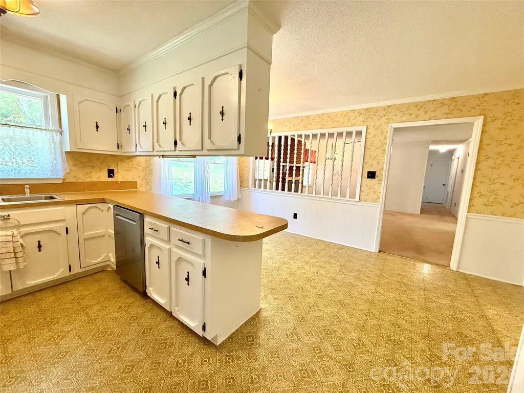 1106 Laurel Woods Drive Gastonia NC 28052
