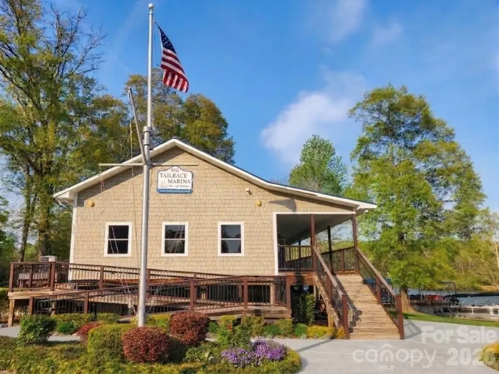104 Rock Ridge Lane Mount Holly NC 28120