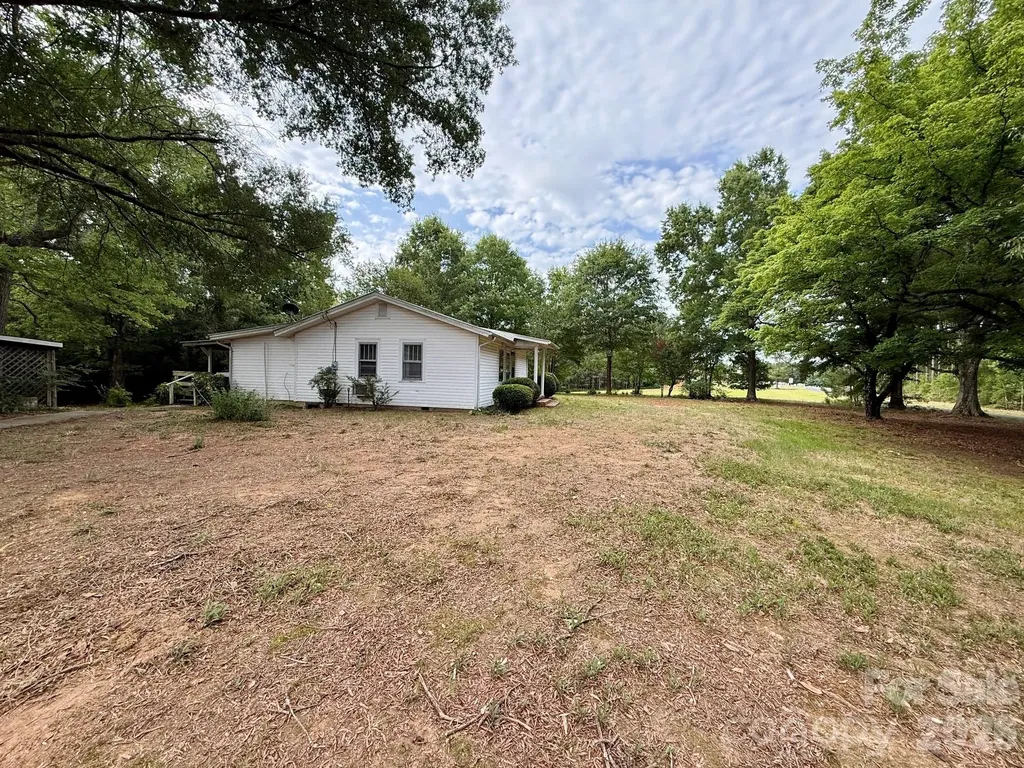 5059 Brown Creek Church Road Wadesboro NC 28170