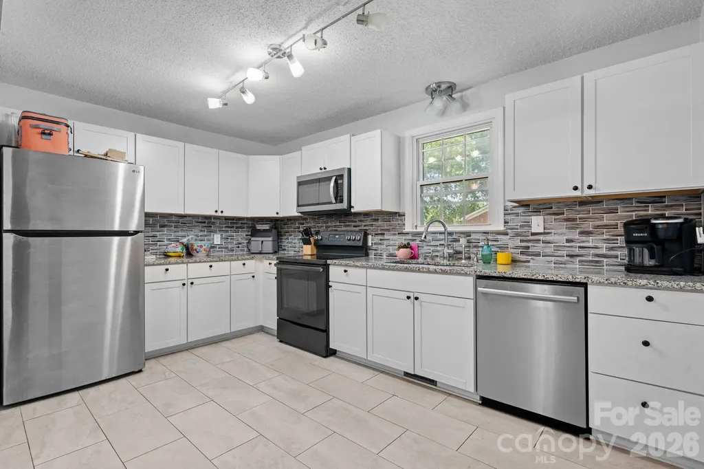 227 W 27th Street Newton NC 28658