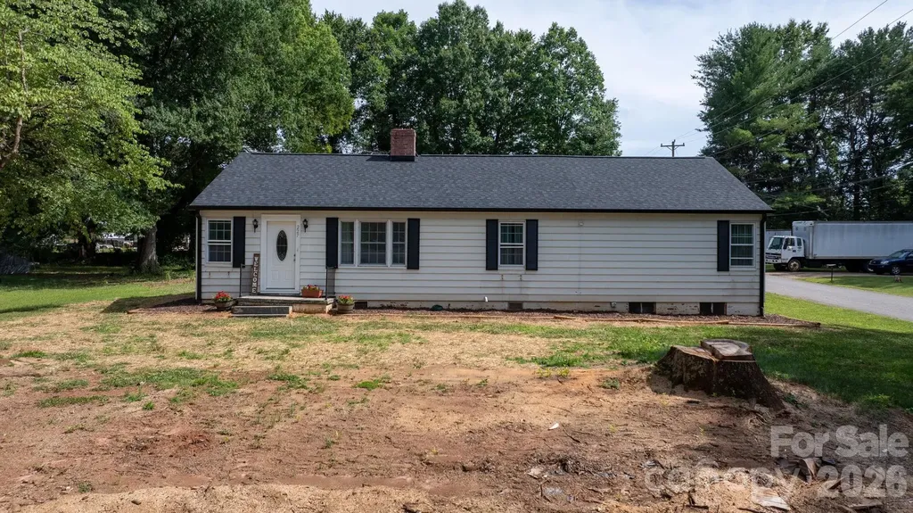 227 W 27th Street Newton NC 28658