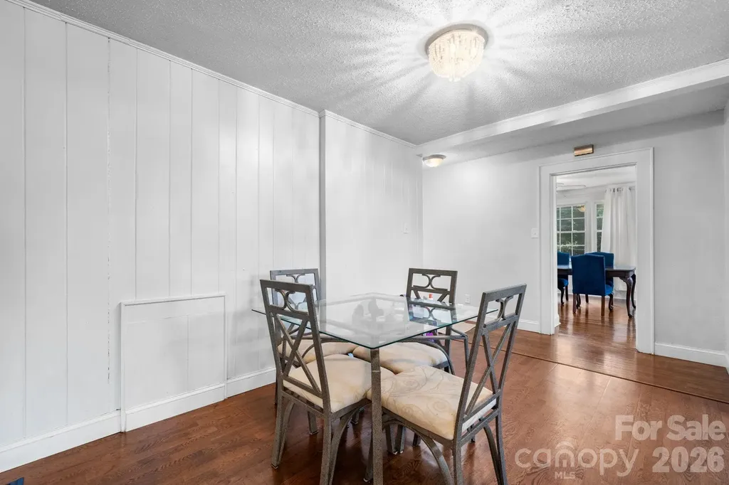 227 W 27th Street Newton NC 28658