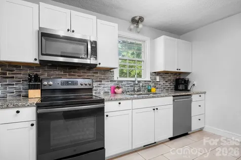 227 W 27th Street Newton NC 28658