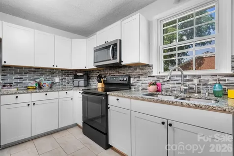 227 W 27th Street Newton NC 28658