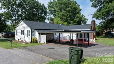 227 W 27th Street Newton NC 28658