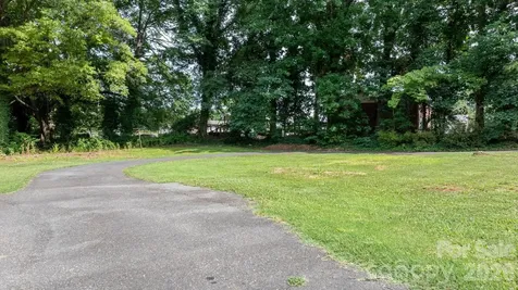 227 W 27th Street Newton NC 28658