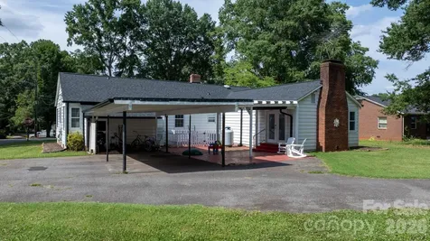 227 W 27th Street Newton NC 28658