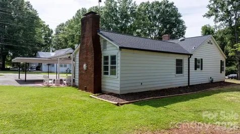 227 W 27th Street Newton NC 28658