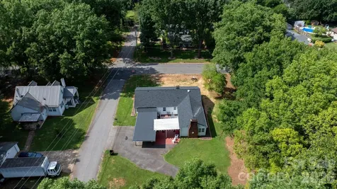 227 W 27th Street Newton NC 28658