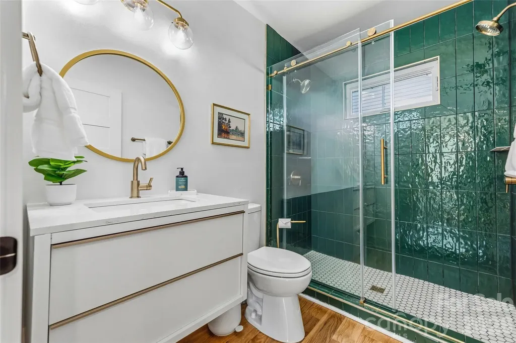 9 Bramlett Court Asheville NC 28806