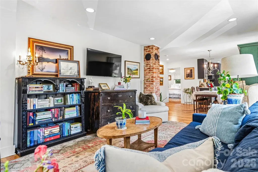9 Bramlett Court Asheville NC 28806