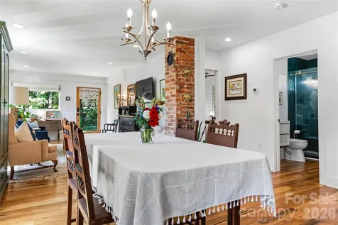 9 Bramlett Court Asheville NC 28806