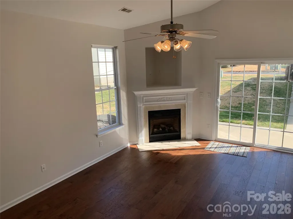 1448 Stonedown Lane Matthews NC 28104