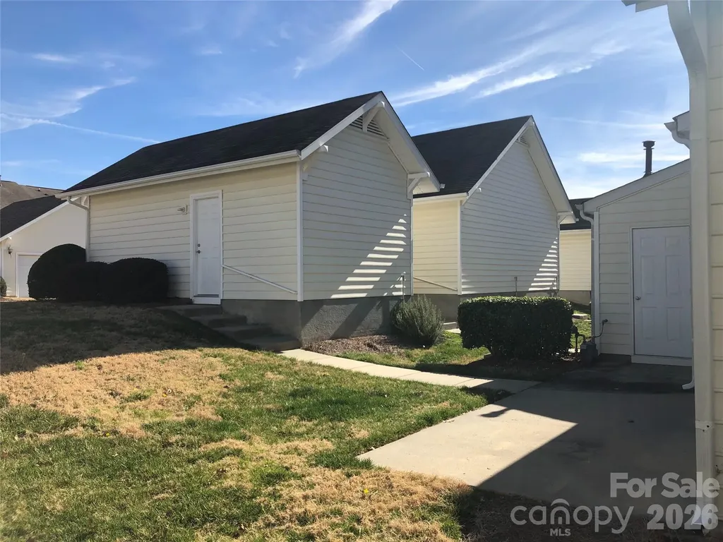 1448 Stonedown Lane Matthews NC 28104