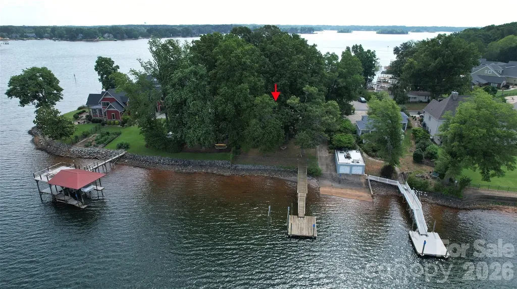 5135 Windward Point Denver NC 28037