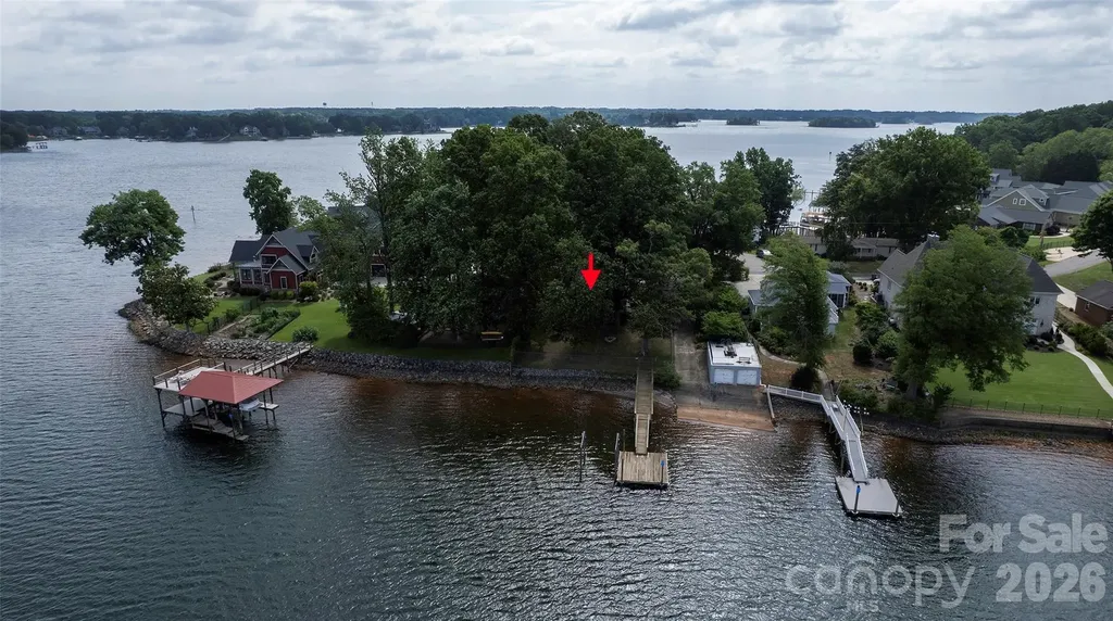 5135 Windward Point Denver NC 28037