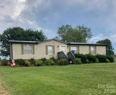 2044 Clareview Drive Conover NC 28613