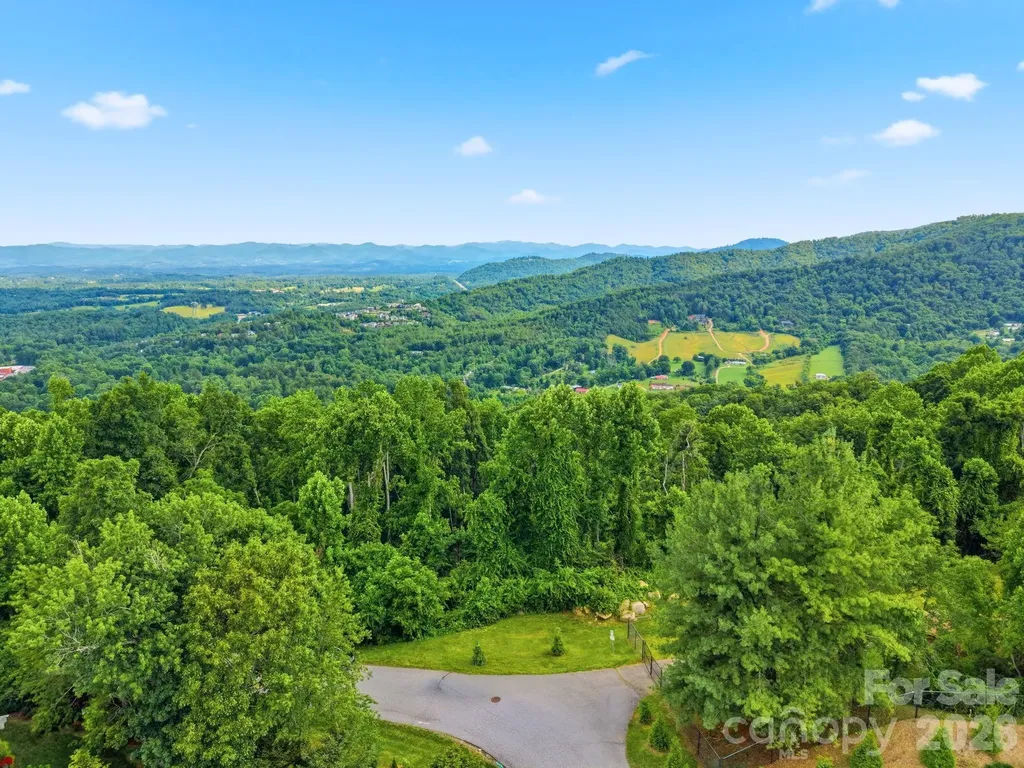 999 Perrion Avenue Weaverville NC 28787